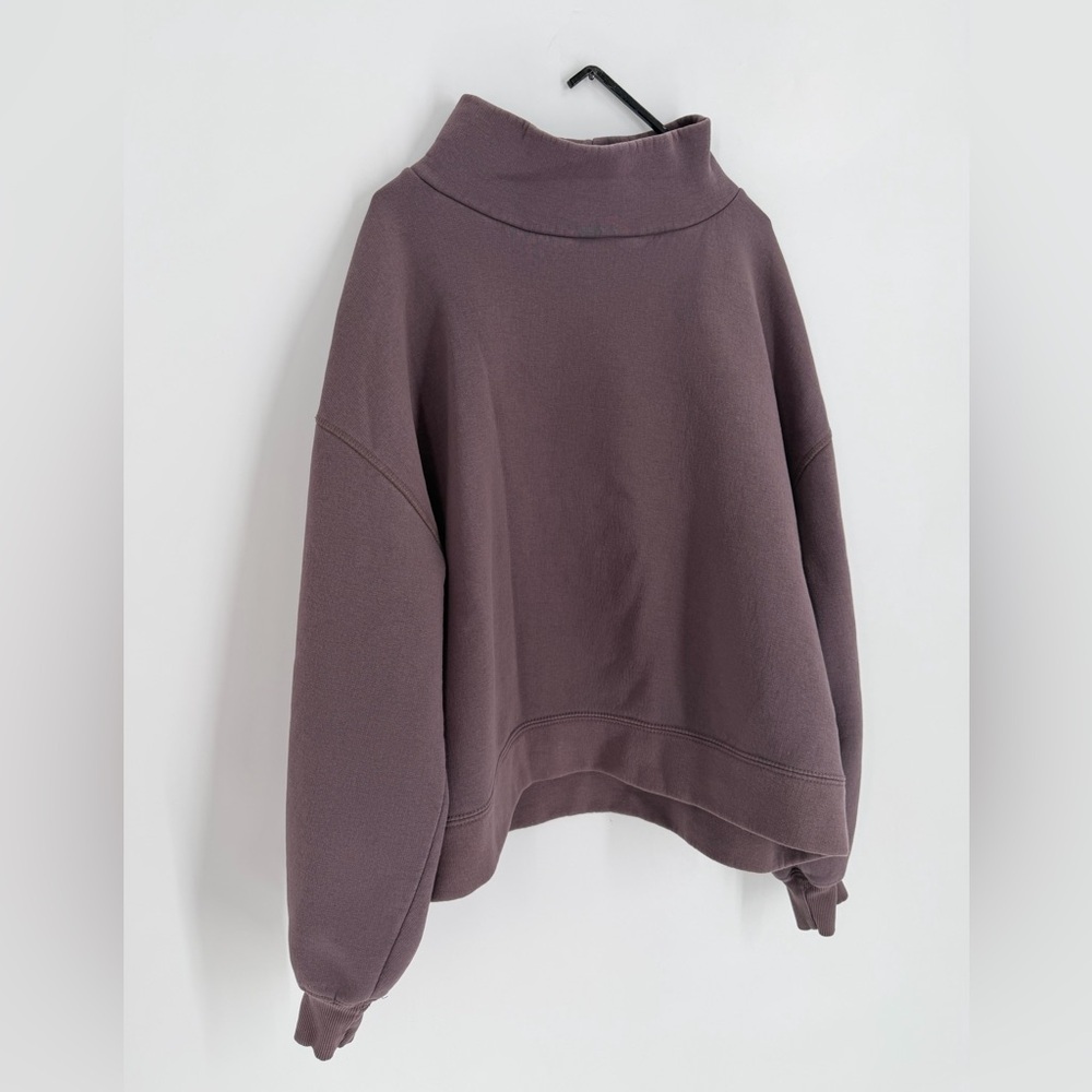 Zara Oversized Text Plush Fabric Mock Turtleneck Sweatshirt In Taupe Purple Grey - Picture 3 of 6